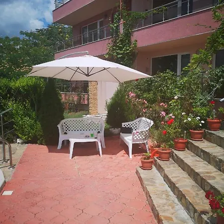 Апартамент Complex Karia 6