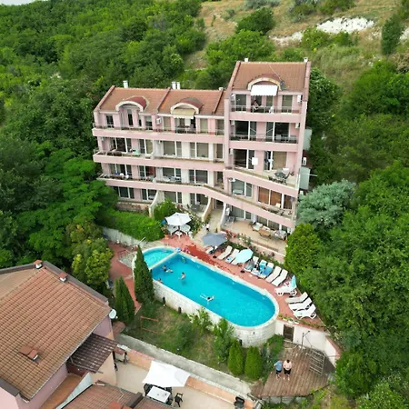 Complex Karia 6 * Kavarna